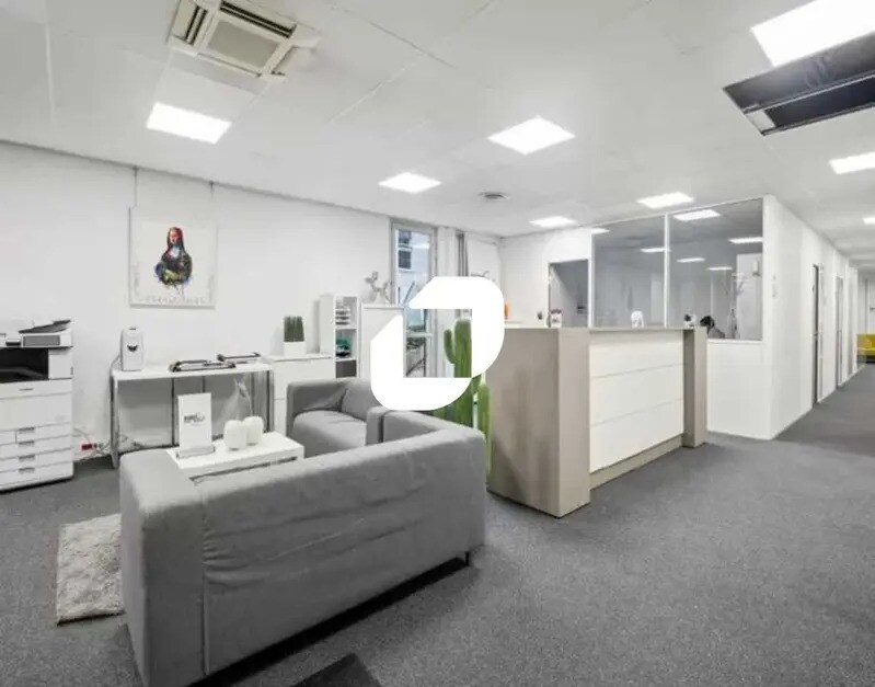 Bureau dans Vélizy-Villacoublay à louer Photo intérieure– Image 1 sur 7