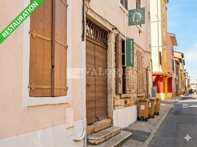 221 Rue Etienne Poulet, Villefranche-sur-Saône à louer - Photo principale – Image 1 sur 5