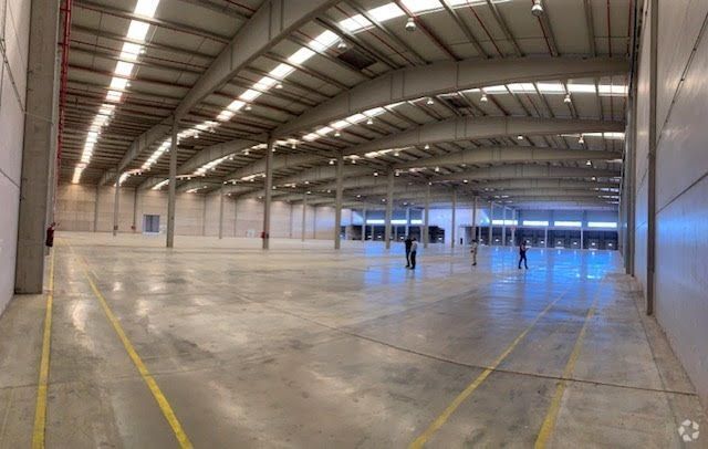 Industriel/Logistique dans Fontanar, Guadalajara à louer - Photo de l’immeuble – Image 2 sur 5