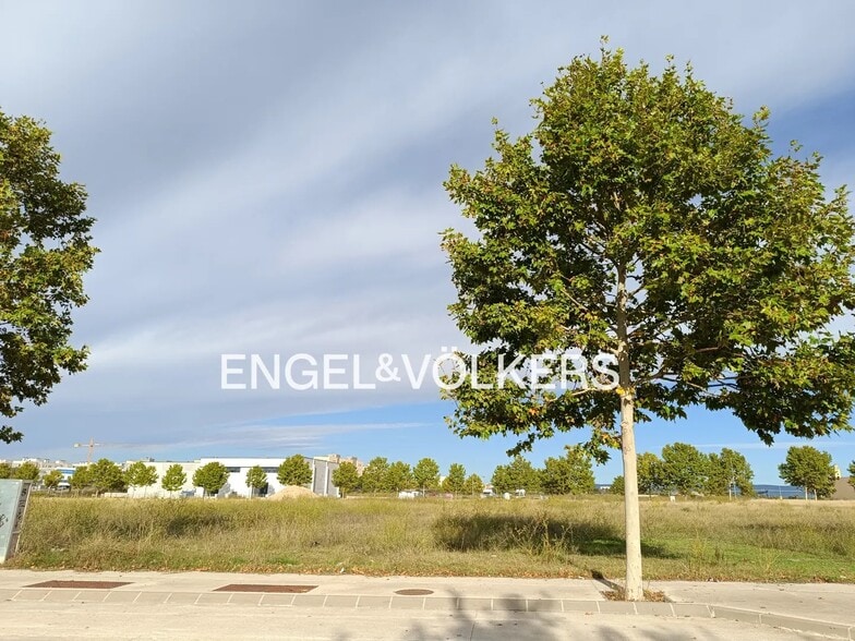 Terrain dans Vilafranca del Penedès, Barcelona à vendre - Photo de l’immeuble – Image 3 sur 3