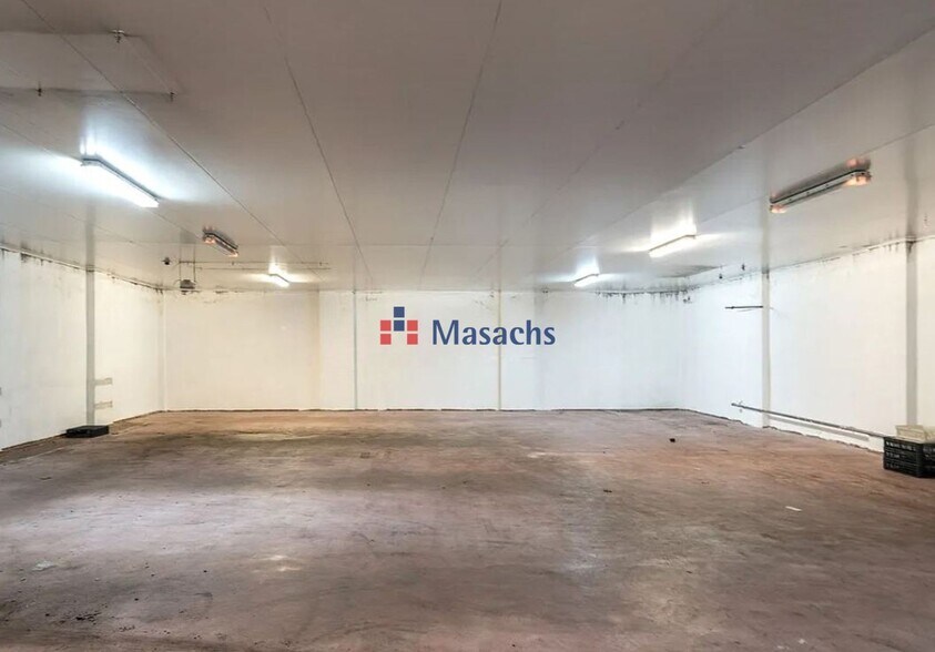 Industriel/Logistique dans Sabadell, Barcelona à vendre - Photo de l’immeuble – Image 2 sur 13