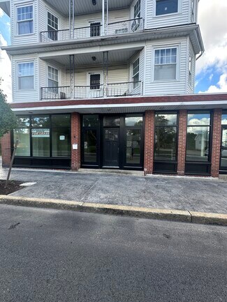 Plus de détails pour 1753-1757 Cranston St, Cranston, RI - Bureau/Local commercial à louer