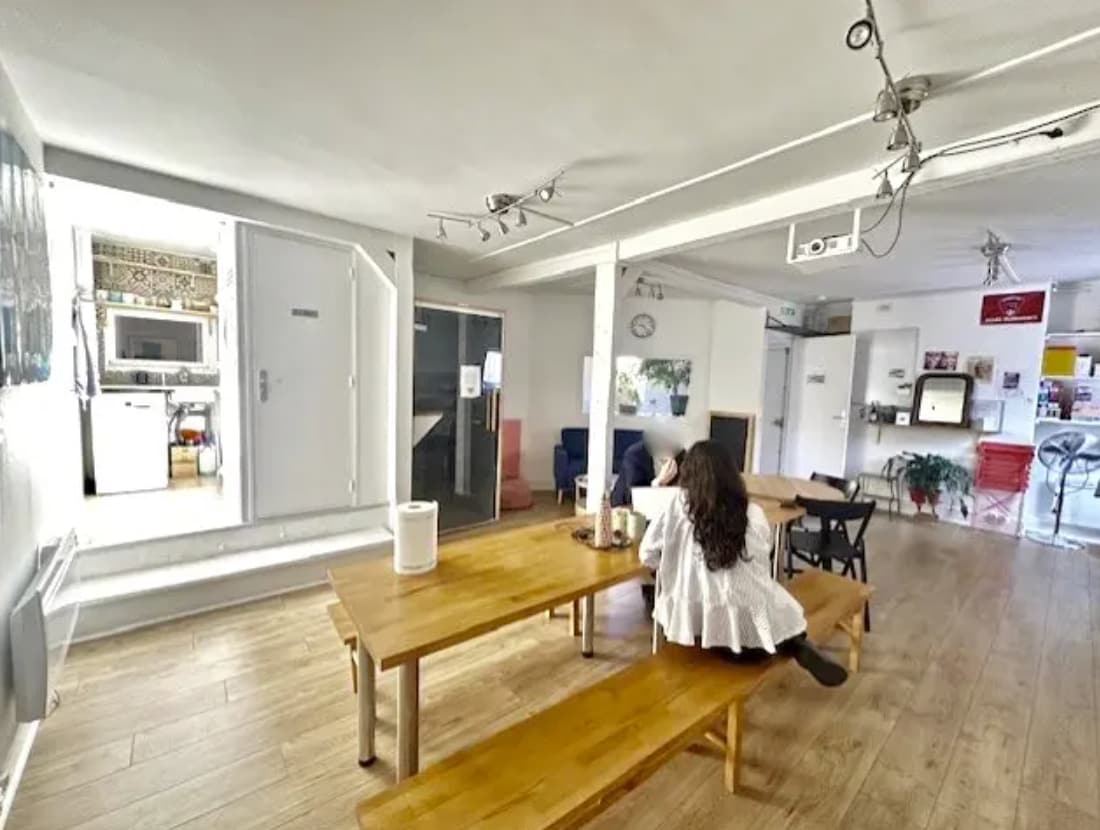 16 Passage Du Cheval Blanc, Paris à louer Photo intérieure– Image 1 sur 4