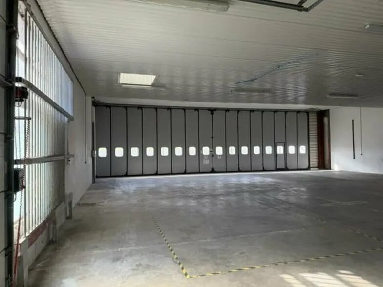 Industriel/Logistique dans Anglet à louer - Photo intérieure – Image 3 sur 5