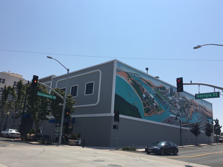 301 Georgia St, Vallejo, CA à vendre - Photo de l’immeuble – Image 1 sur 27