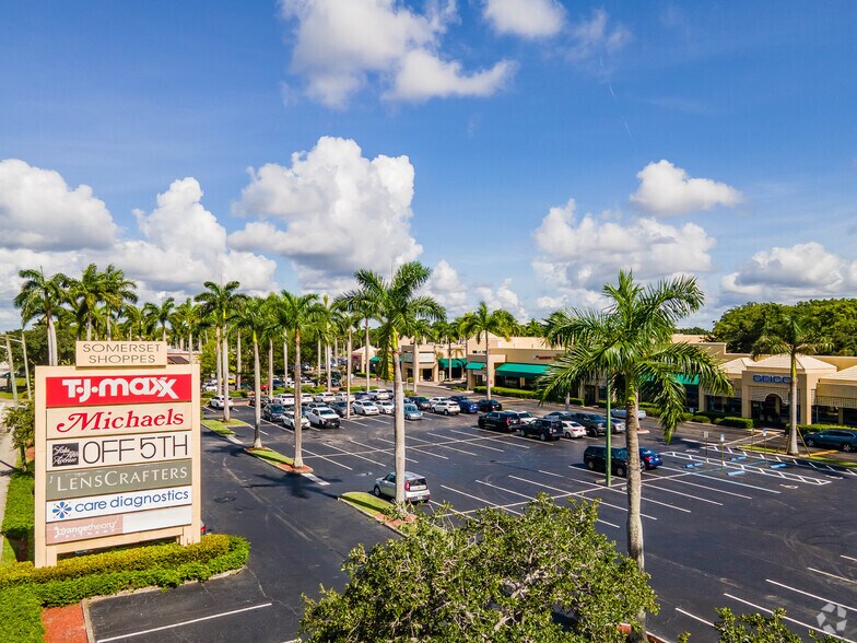 8903 W Glades Rd, Boca Raton, FL à louer - Photo de l’immeuble – Image 2 sur 20