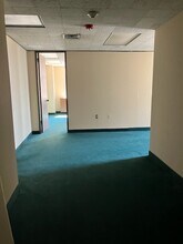 615 N Upper Broadway St, Corpus Christi, TX à louer Photo de l’immeuble– Image 2 sur 5