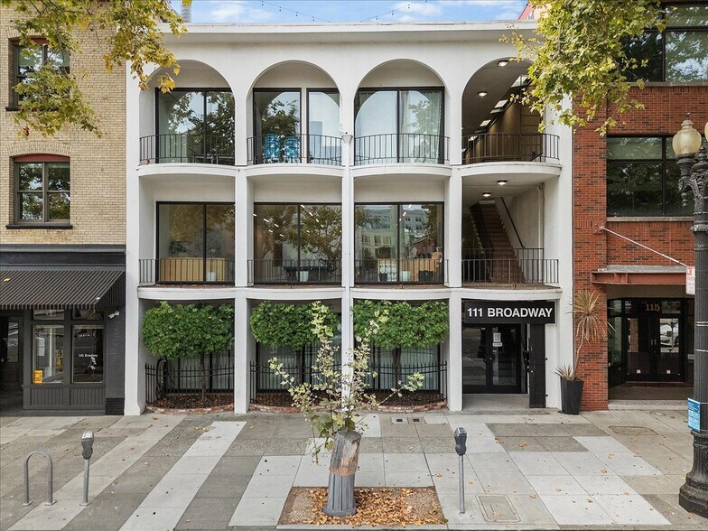 111 Broadway, Oakland, CA à vendre - Photo de l’immeuble – Image 3 sur 40