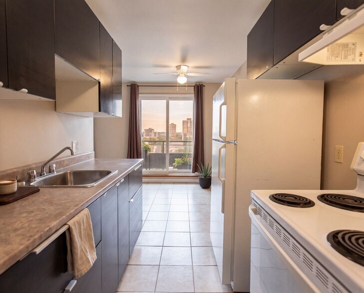 115 Kraft Avenue, Kitchener, On Ave N, Kitchener, ON à vendre - Photo intérieure – Image 3 sur 13