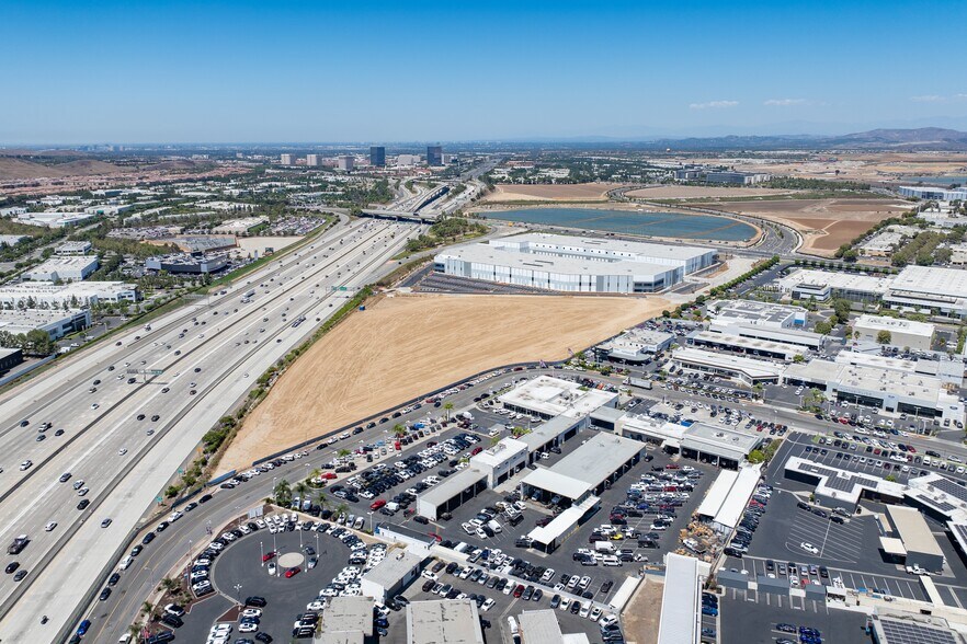 15800 Bake Pky, Irvine, CA à vendre - Aérien – Image 3 sur 11