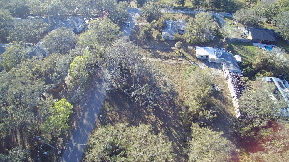4501 Clewis Ave portefeuille de 2 biens à vendre sur LoopNet.fr - Aérien – Image 2 sur 28