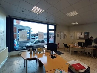 Plus de détails pour Local commercial à louer