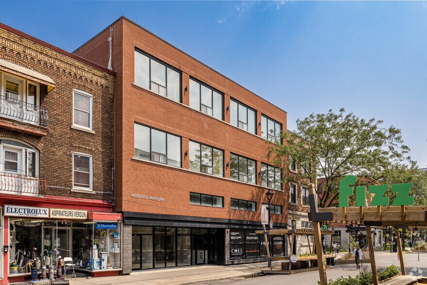 4928 - 4932 Rue Wellington, Montréal, QC à vendre - Photo de l’immeuble – Image 2 sur 5