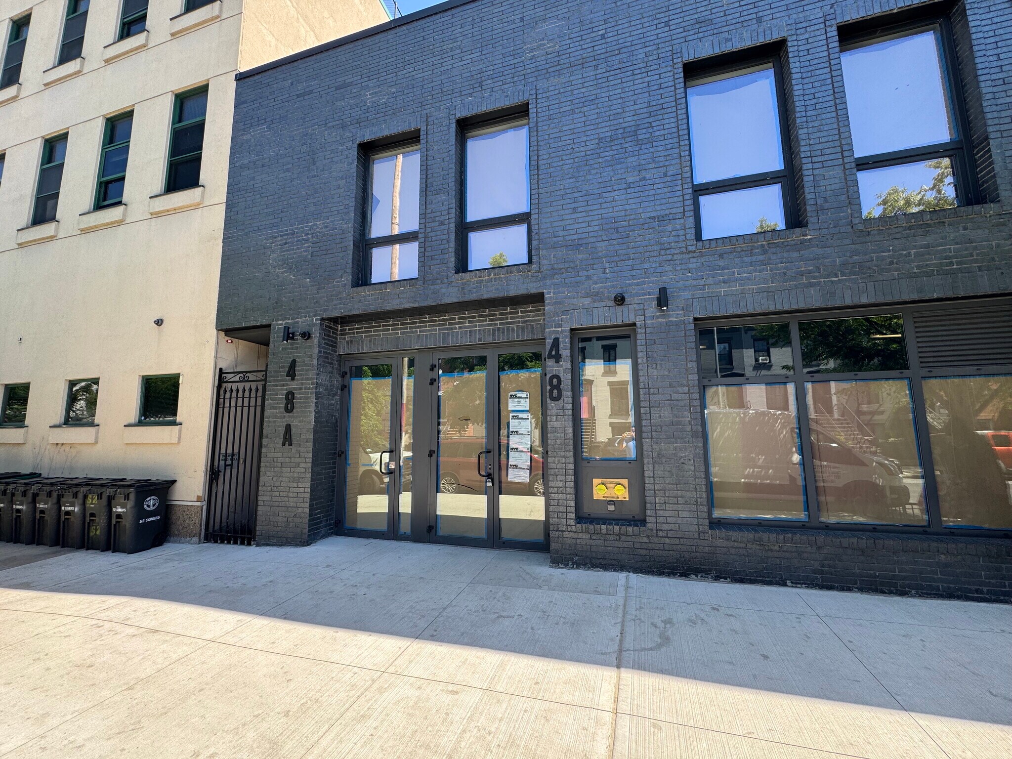 48 Somers St, Brooklyn, NY à louer Photo de l’immeuble– Image 1 sur 5