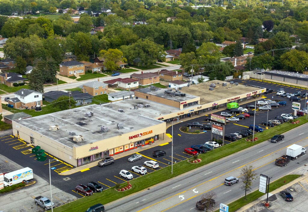 1006-1058 E 162nd St, South Holland, IL à louer Photo principale– Image 1 sur 12