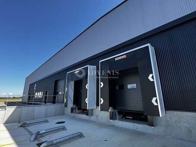 Plus de détails pour Industriel/Logistique à louer