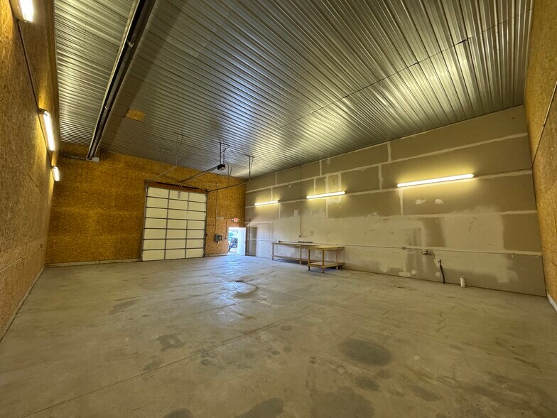 5265 N Michigan Rd, Saginaw, MI à louer - Photo de l’immeuble – Image 3 sur 4