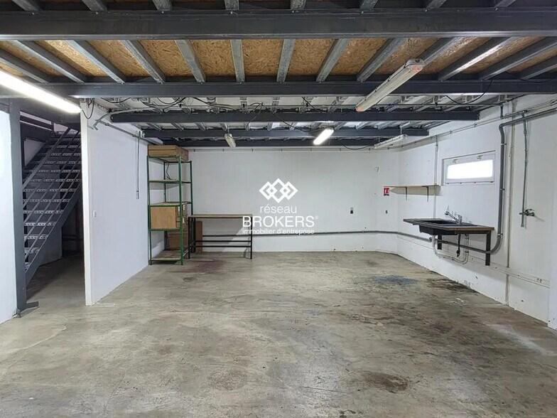 Industriel/Logistique dans Balaruc-le-Vieux à louer - Photo intérieure – Image 3 sur 7