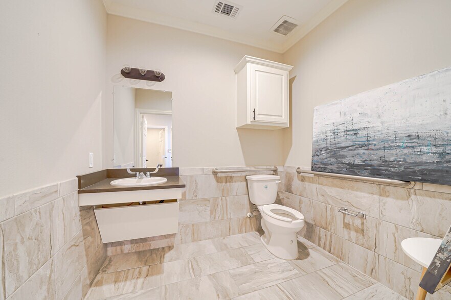 8751 Collin McKinney Pky, McKinney, TX à louer - Photo de l’immeuble – Image 2 sur 11