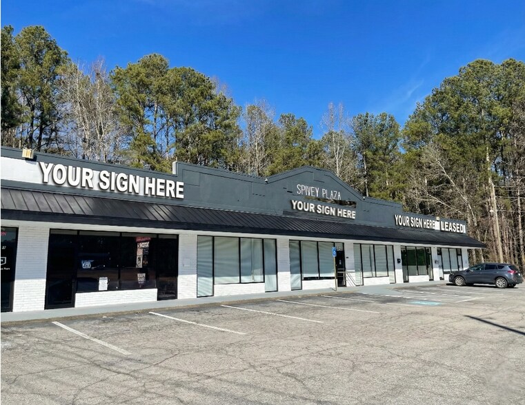 1423 Stockbridge Rd, Jonesboro, GA à louer - Photo de l’immeuble – Image 2 sur 4