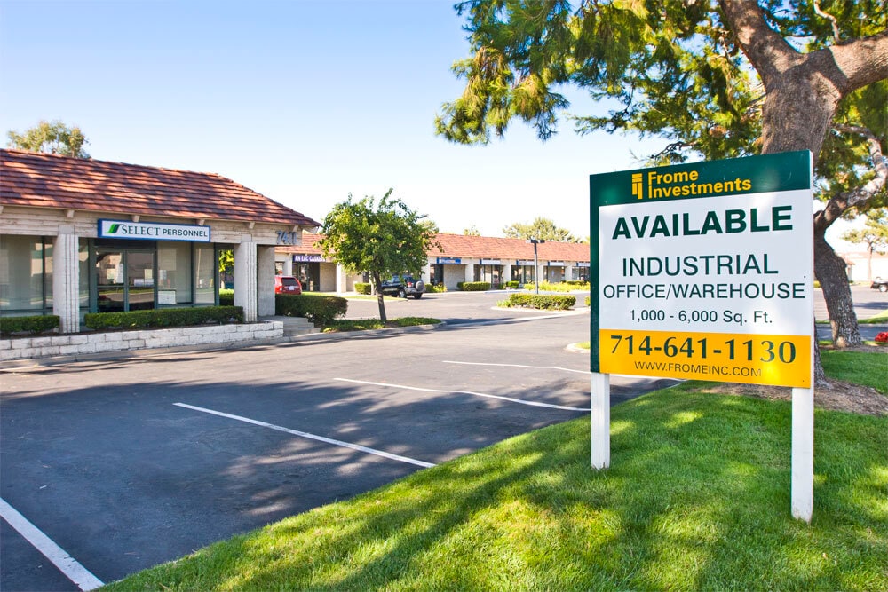 12781 Western Ave, Garden Grove, CA à louer Photo de l’immeuble– Image 1 sur 3