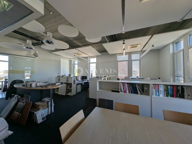 Bureau dans Strasbourg à louer - Photo intérieure – Image 1 sur 9