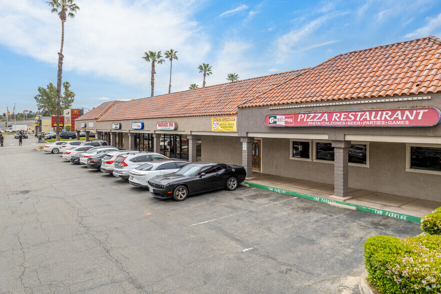 1080 E Washington St, Colton, CA à louer - Photo principale – Image 1 sur 7