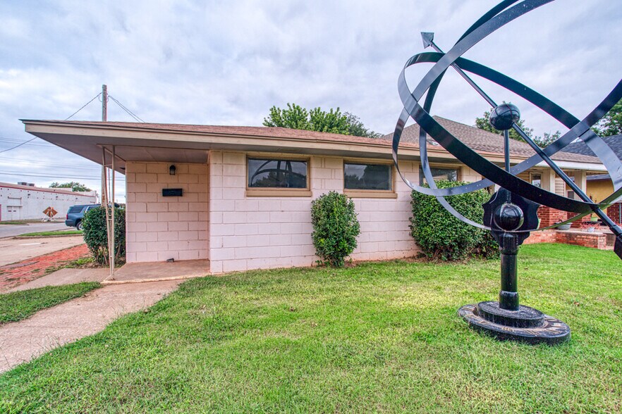 101 N 6th St, Kingfisher, OK à vendre - Photo de l’immeuble – Image 3 sur 12