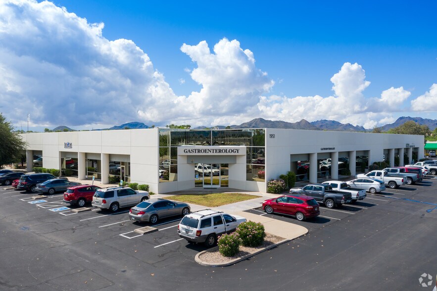 1951 W Grant Rd, Tucson, AZ à louer - Photo principale – Image 1 sur 4