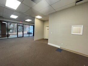 6548 Highway 92, Acworth, GA à louer Photo intérieure– Image 2 sur 9