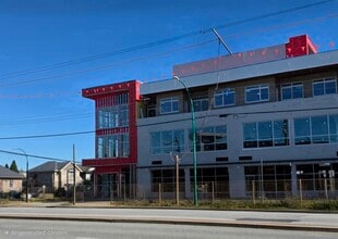 19220 72 Av, Surrey, BC à louer Photo de l’immeuble– Image 2 sur 7