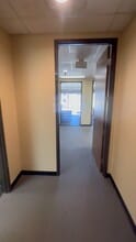 1855 W Katella Ave, Orange, CA à louer - Vidéo sur l’annonce professionnelle 
