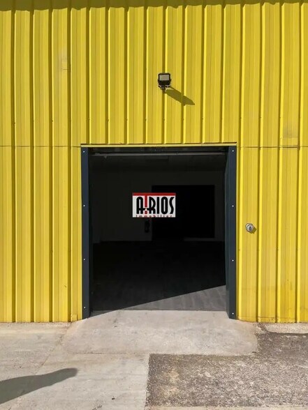 Industriel/Logistique dans La Garde à louer - Photo de l’immeuble – Image 2 sur 9