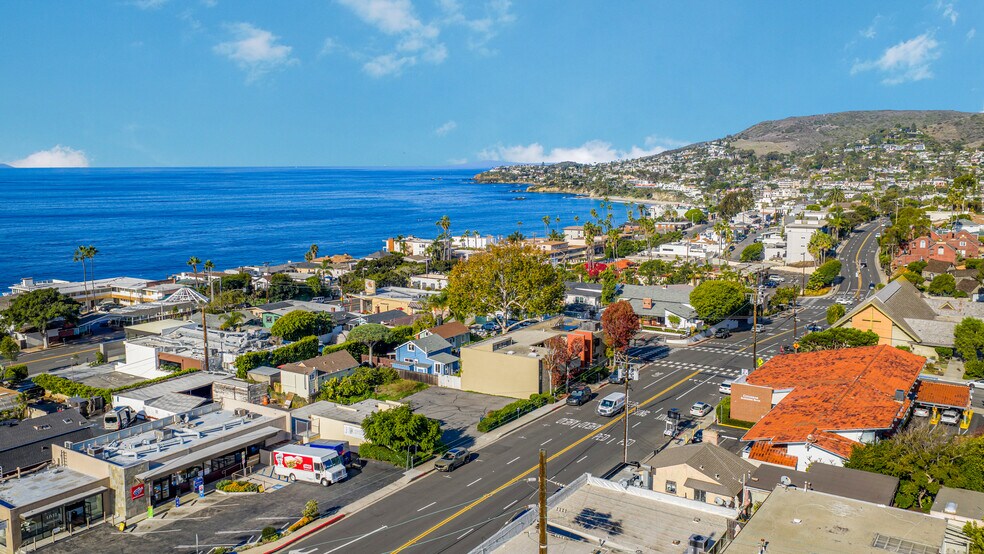 801 Glenneyre St, Laguna Beach, CA à vendre - Photo de l’immeuble – Image 2 sur 8