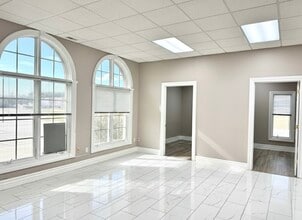 13A Main St, Sparta, NJ à louer Photo intérieure– Image 2 sur 8