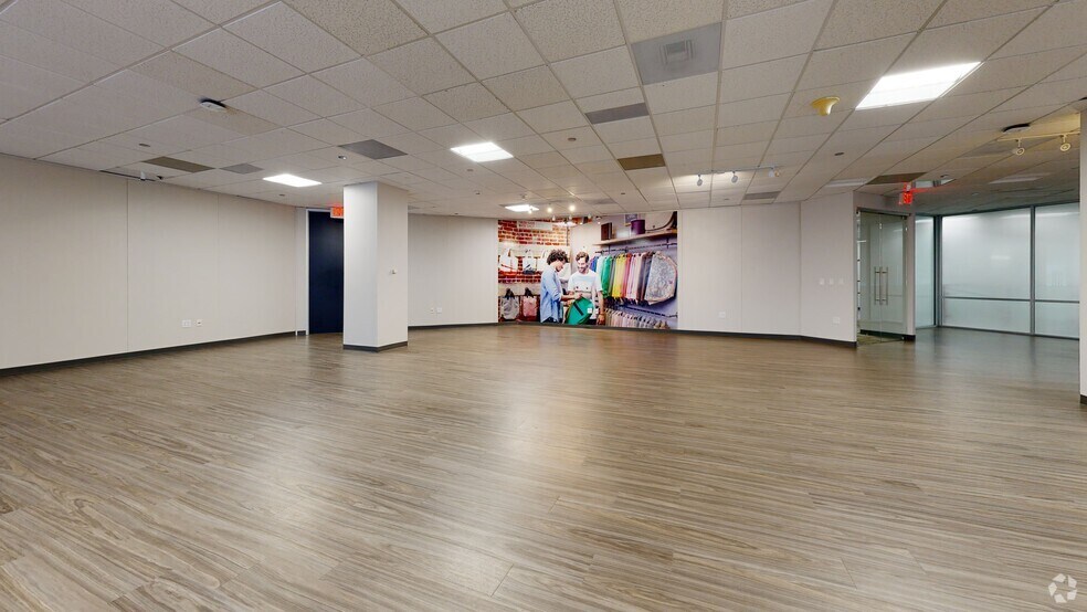 11445 Compaq Center West Dr, Houston, TX à louer - Numérisation 3D Matterport – Image 2 sur 21