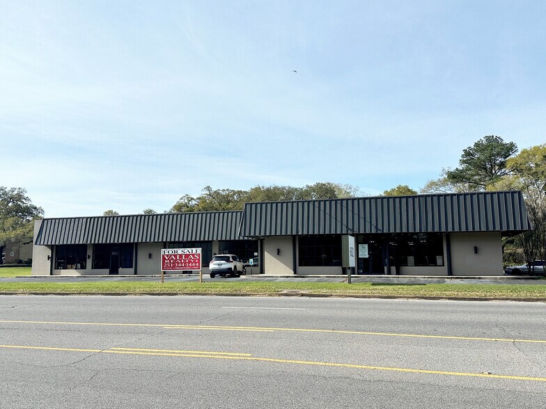602 Azalea Rd, Mobile, AL à vendre - Photo de l’immeuble – Image 1 sur 15