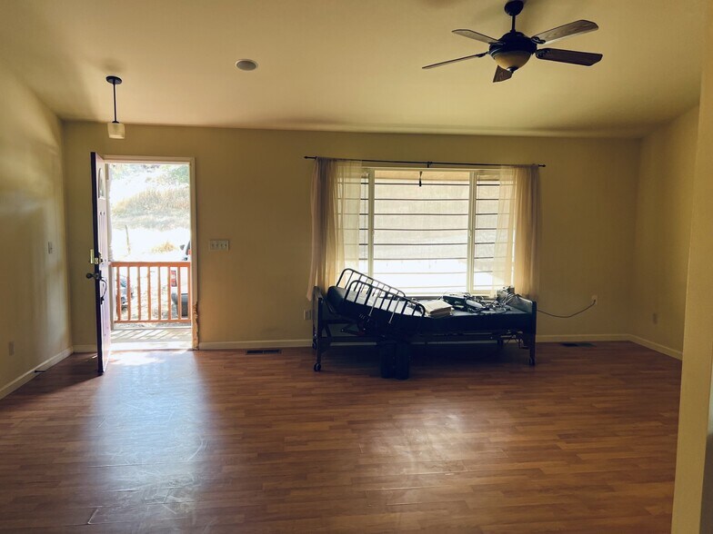 5109 Smith Rd, Mariposa, CA à vendre - Photo de l’immeuble – Image 3 sur 20
