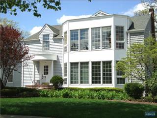 75 Summit Ave, Hackensack, NJ à louer Photo de l’immeuble– Image 1 sur 17