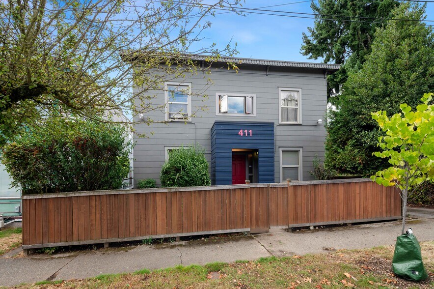 411 28th Ave S, Seattle, WA à vendre - Photo de l’immeuble – Image 2 sur 5