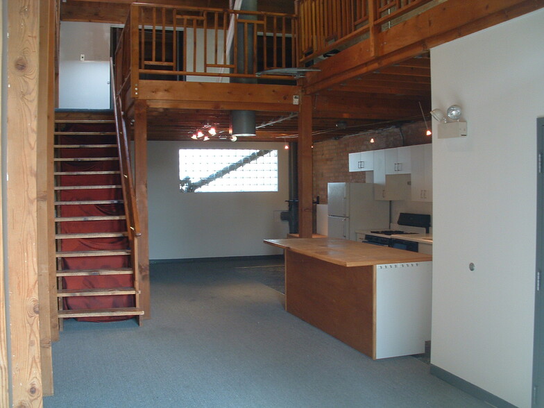 1310-1324 Oakton St, Evanston, IL à louer - Photo de l’immeuble – Image 2 sur 13