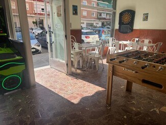 Plus de détails pour Local commercial à louer