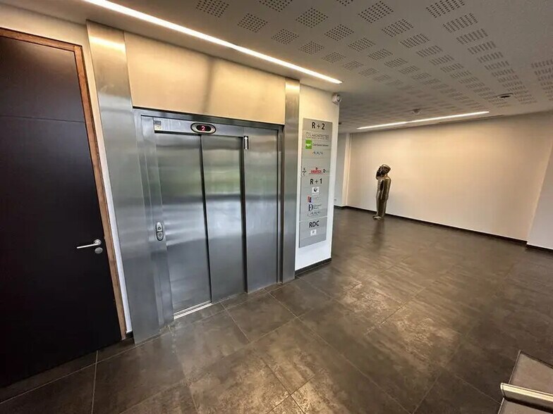 Bureau dans Strasbourg à louer - Photo intérieure – Image 2 sur 6