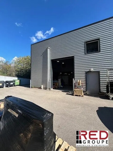 Industriel/Logistique dans Gardanne à louer - Photo de l’immeuble – Image 3 sur 7