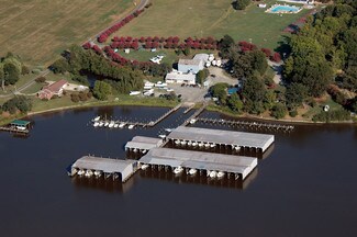 Plus de détails pour 277 Harbor View Cir, Colonial Beach, VA - Spécialisé à vendre