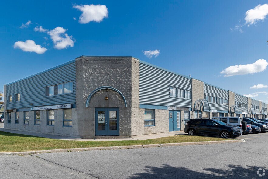 1010 Polytek St, Gloucester, ON à vendre - Photo principale – Image 1 sur 17