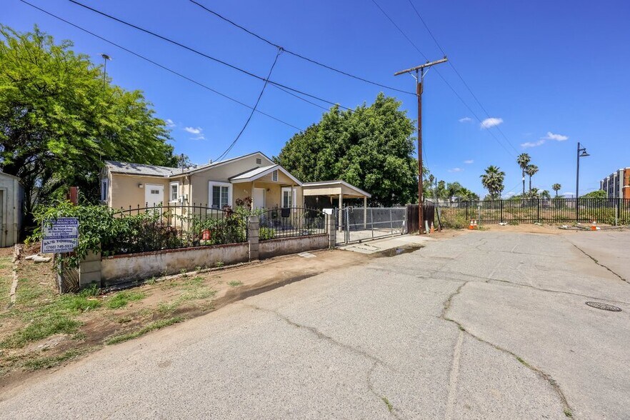 411 Waverly Pl, Escondido, CA à vendre - Photo de l’immeuble – Image 3 sur 13