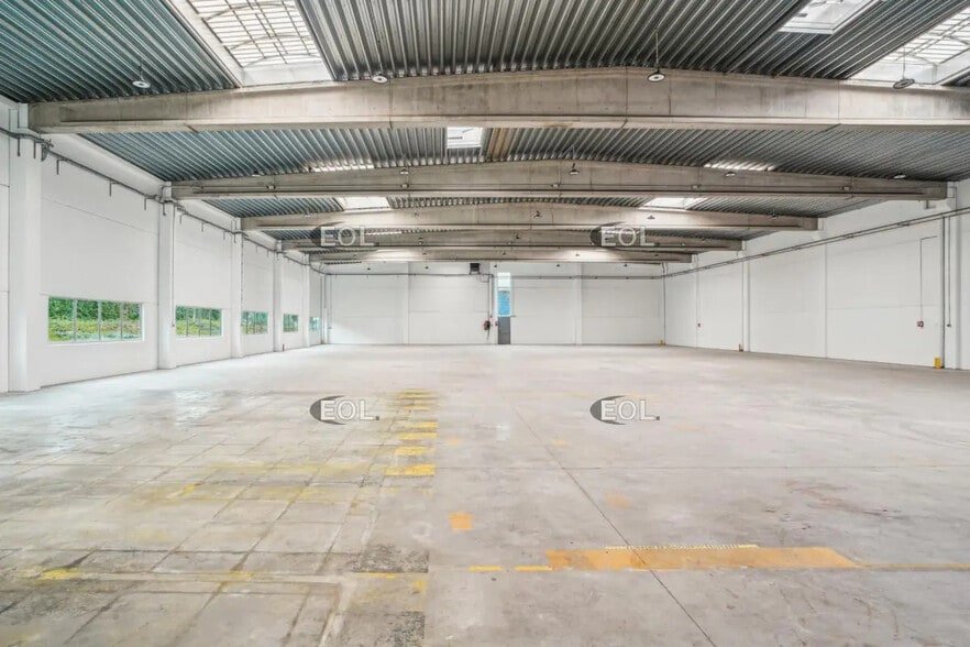 Industriel/Logistique dans Chilly-Mazarin à louer - Photo intérieure – Image 2 sur 8