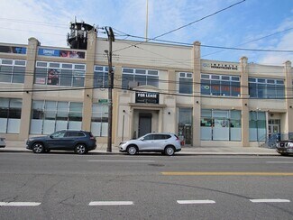 Plus de détails pour 100-02 Rockaway Blvd, Ozone Park, NY - Bureau/Local commercial à louer