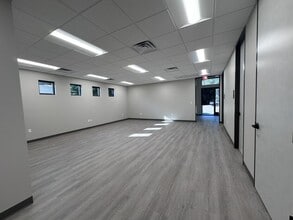 4810 Riverstone Blvd. C Blvd, Missouri City, TX à louer Photo intérieure– Image 1 sur 3